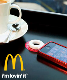 MLOVE Mobile Trend Report 04-2013 McDonald’s tables for wireless recharging